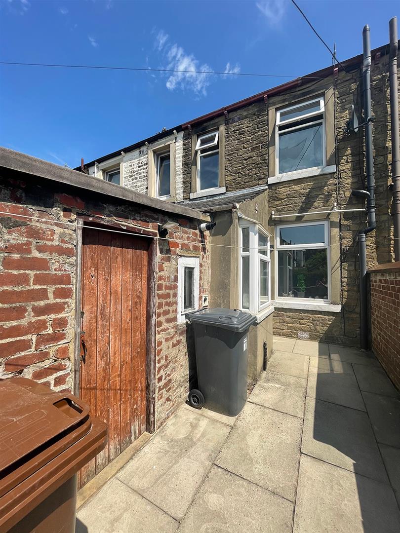 2 bedroom mid terrace house SSTC in Barnoldswick - IMG_4806.jpg